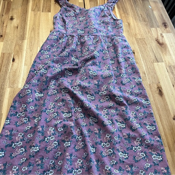 dip Dresses & Skirts - Dip Purple Floral Sleeveless Midi Dress – Size M